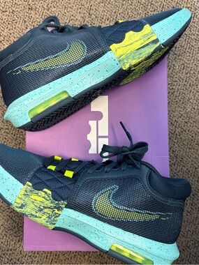 Nike LeBron Witness 8 Armory Navy Green Frost Men's Basketball Sneakers